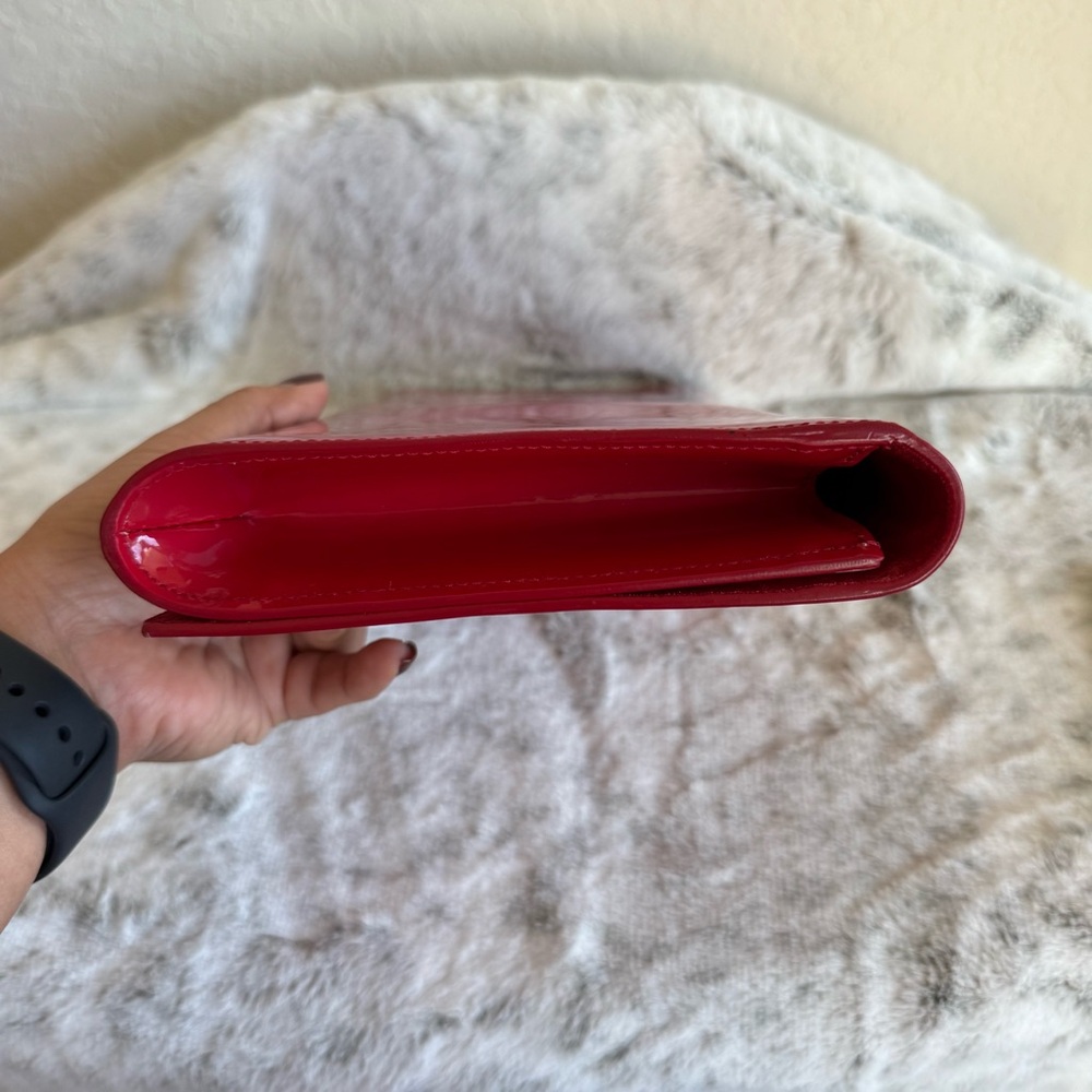 Yves Saint Laurent YSL Belle De Jour Red Patent Leather Clutch P0329 - Picture 4 of 11